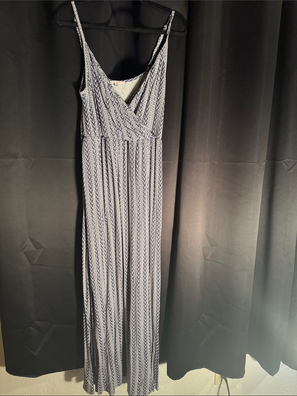 Gap Women's Navy Chevron Maxi Dress with Spaghetti Straps